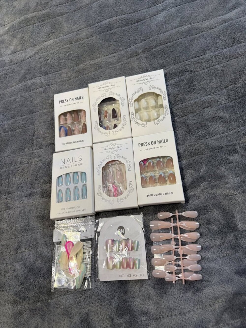 9 Pairs Of Press On Nails Comes With Glue Dots & Files